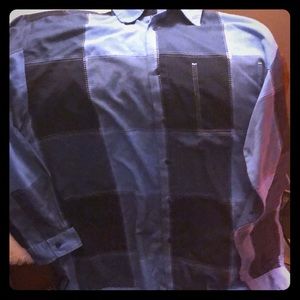 Button up Mecca shirt 40$